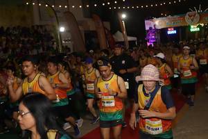 BIB: 0959, 0069, 10994, 15164
                            <button type="button" onclick="openModal(9884604)" class="btn btn-primary btn-sm float-right btn-popup" data-toggle="modal" data-target=".modal-high-quality">
                        <i class="fas fa-shopping-cart"></i> Add to Cart
                    </button>
                                            <button type="button" onclick="isThisMe(9884604, true)" class="btn btn-success btn-sm float-right btn-popup btn-isme hidden" data-toggle="tooltip" data-placement="bottom" title="นี่คือรูปของคุณใช่ไหม คลิกที่นี่เพื่อเอาเข้าอัลบั้ม">
                        <i class="fas fa-plus"></i> Add to album
                    </button>
                    <button type="button" onclick="isThisMe(9884604, false)" class="btn btn-warning btn-sm float-right btn-popup btn-isnotme hidden">
                        <i class="fas fa-ban"></i> Remove from album
                    </button>